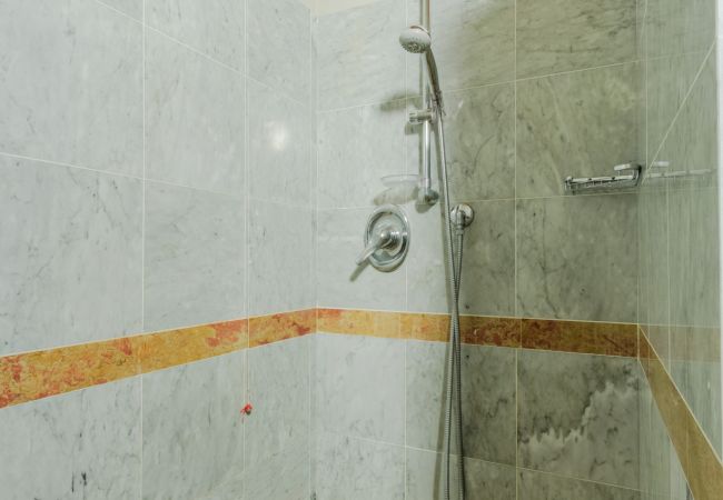 Apartment in Monte San quirico - Pietro Farmhouse Apartment in Wine Resort in Lucca Apartment in Monte San quirico - Pietro Farmhouse Apartment in Wine Resort in Lucca