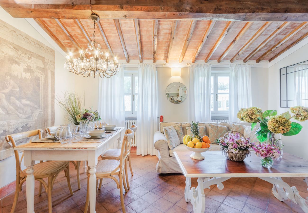 Apartment in Monte San quirico - Pietro Farmhouse Apartment in Wine Resort in Lucca Apartment in Monte San quirico - Pietro Farmhouse Apartment in Wine Resort in Lucca