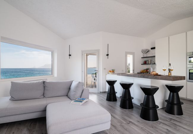 Villa in Olbia - Villa Azul Villa Azul - living room with spectacular sea view in rental villa in Olbia