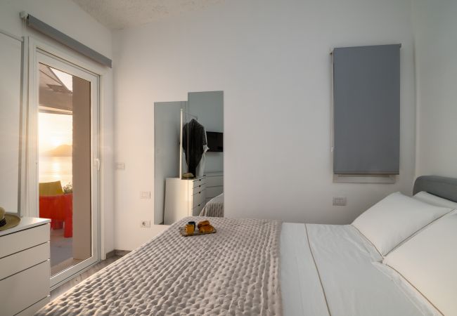 Villa in Olbia - Villa Azul Villa Azul - double bedroom with direct access to the terrace in Sardinia