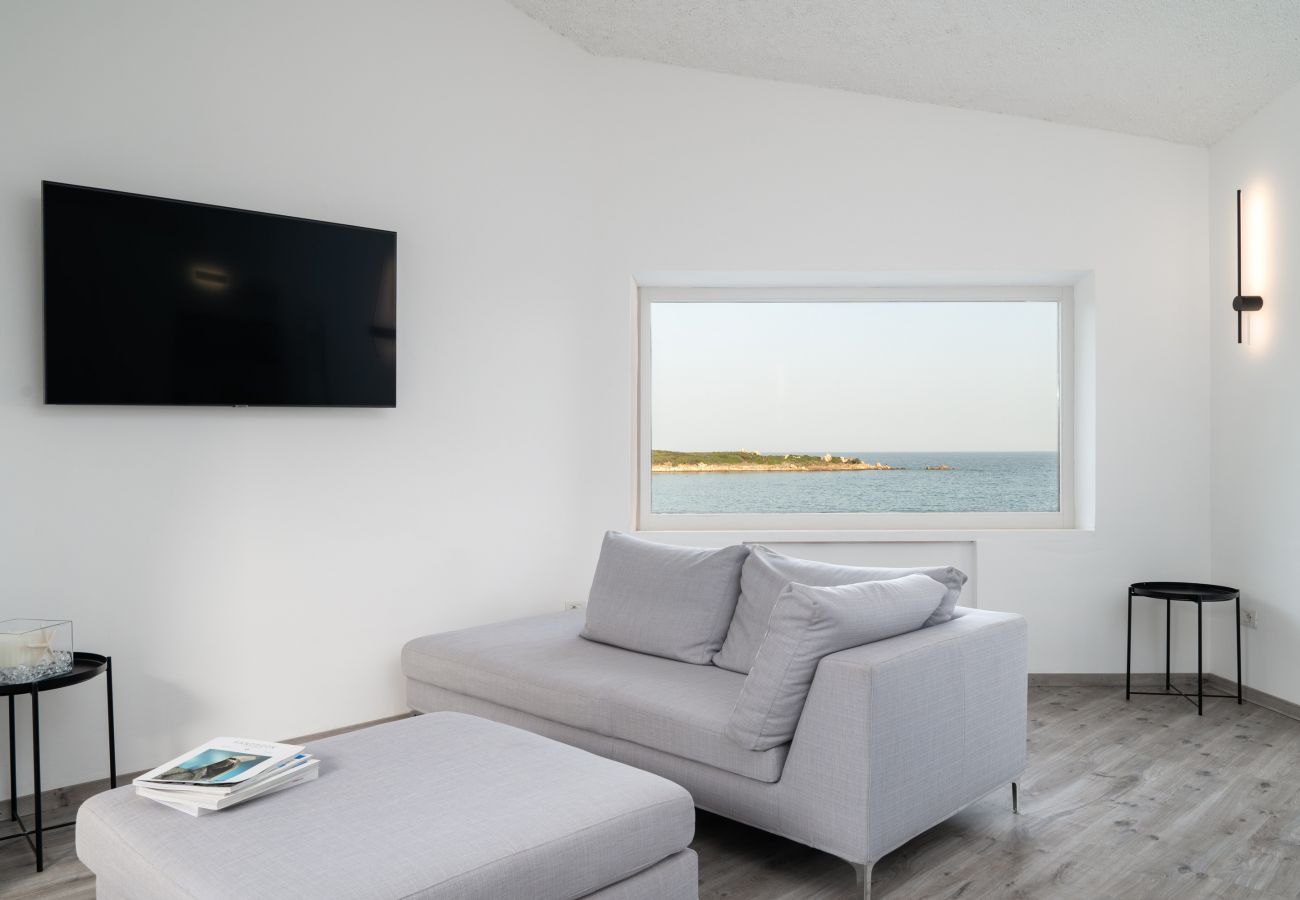 Villa in Olbia - Villa Azul Villa Azul - living room with breathtaking sea view in rental villa in Olbia