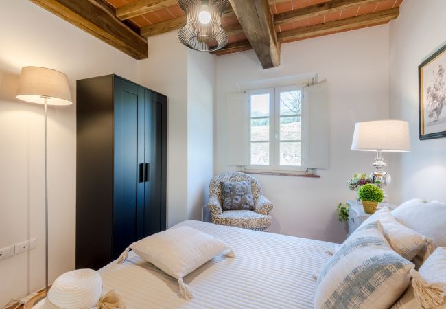 Apartment in San Gennaro - Casa Pinocchio at Borghetto Farmhouse Apartment in San Gennaro - Casa Pinocchio at Borghetto Farmhouse