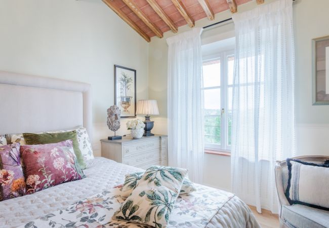 Villa in Montecarlo - Villa Flora Villa in Montecarlo - Villa Flora