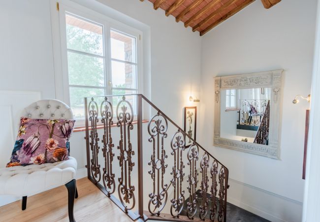 Villa in Montecarlo - Villa Flora Villa in Montecarlo - Villa Flora