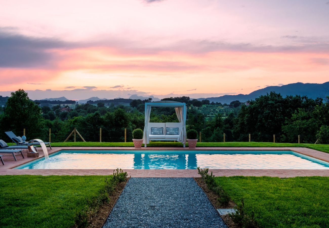 Villa in Montecarlo - Villa Flora Villa in Montecarlo - Villa Flora