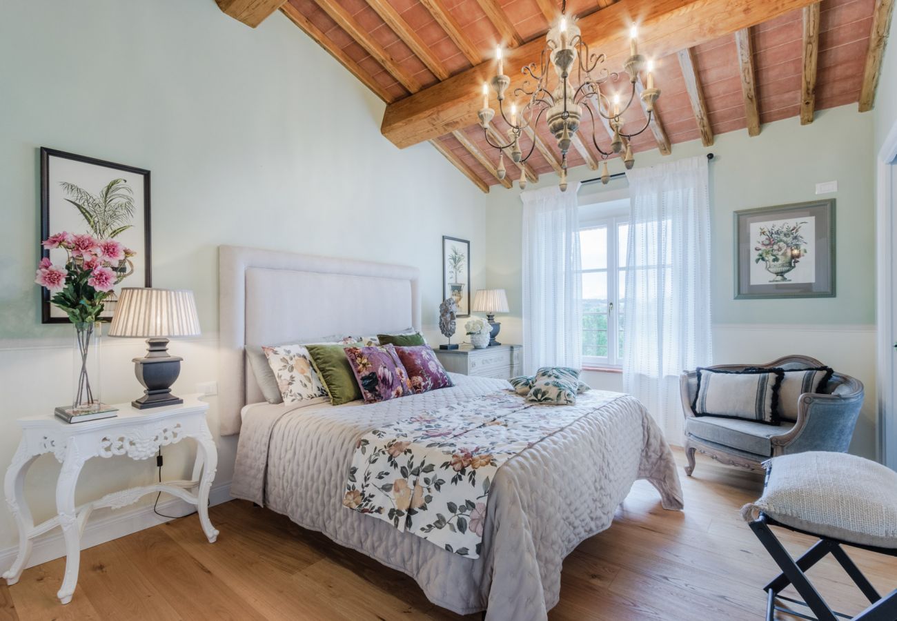 Villa in Montecarlo - Villa Flora Villa in Montecarlo - Villa Flora