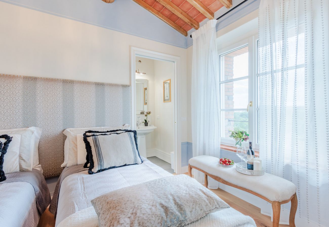 Villa in Montecarlo - Villa Flora Villa in Montecarlo - Villa Flora