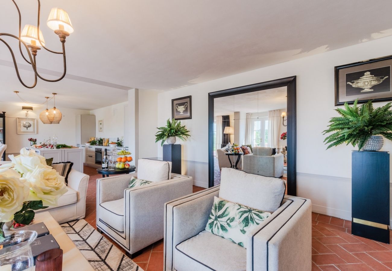 Villa in Montecarlo - Villa Flora Villa in Montecarlo - Villa Flora