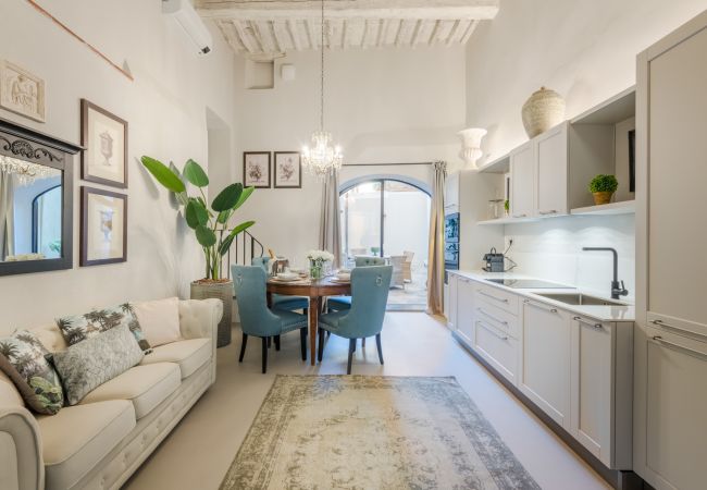 Apartment in Lucca - Gallo Cedrone, a Home with Outdoor Apartment in Lucca - Gallo Cedrone, a Home with Outdoor