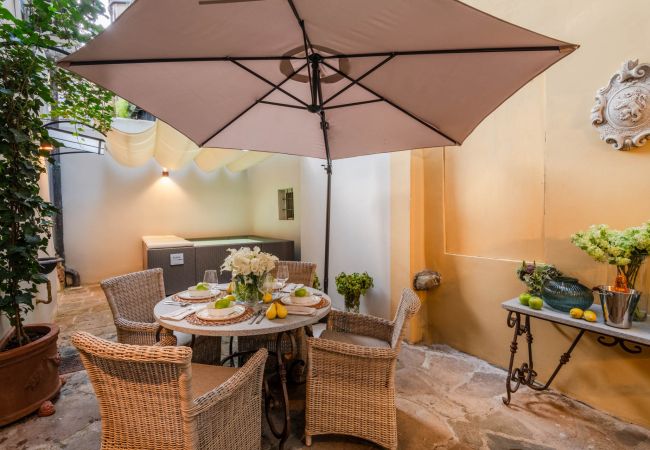 Apartment in Lucca - Gallo Cedrone, a Home with Outdoor Apartment in Lucca - Gallo Cedrone, a Home with Outdoor