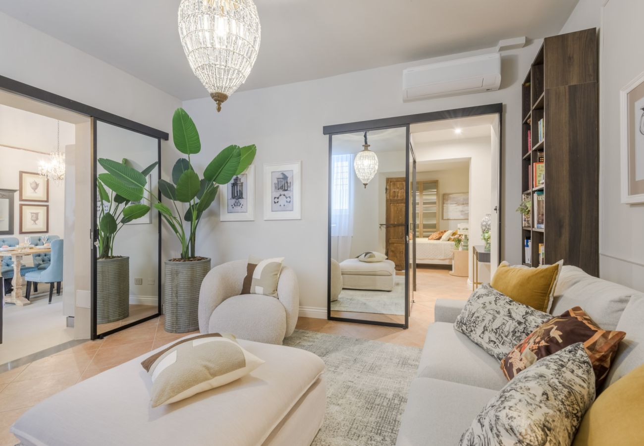Apartment in Lucca - Gallo Cedrone, a Home with Outdoor