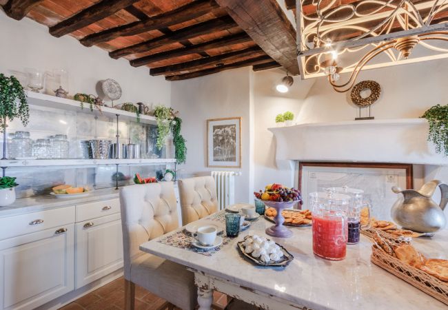 Villa in San Concordio di Moriano - Villa Lina Villa in San Concordio di Moriano - Villa Lina