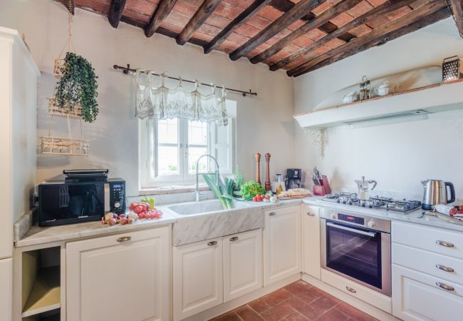 Villa in San Concordio di Moriano - Villa Lina Villa in San Concordio di Moriano - Villa Lina