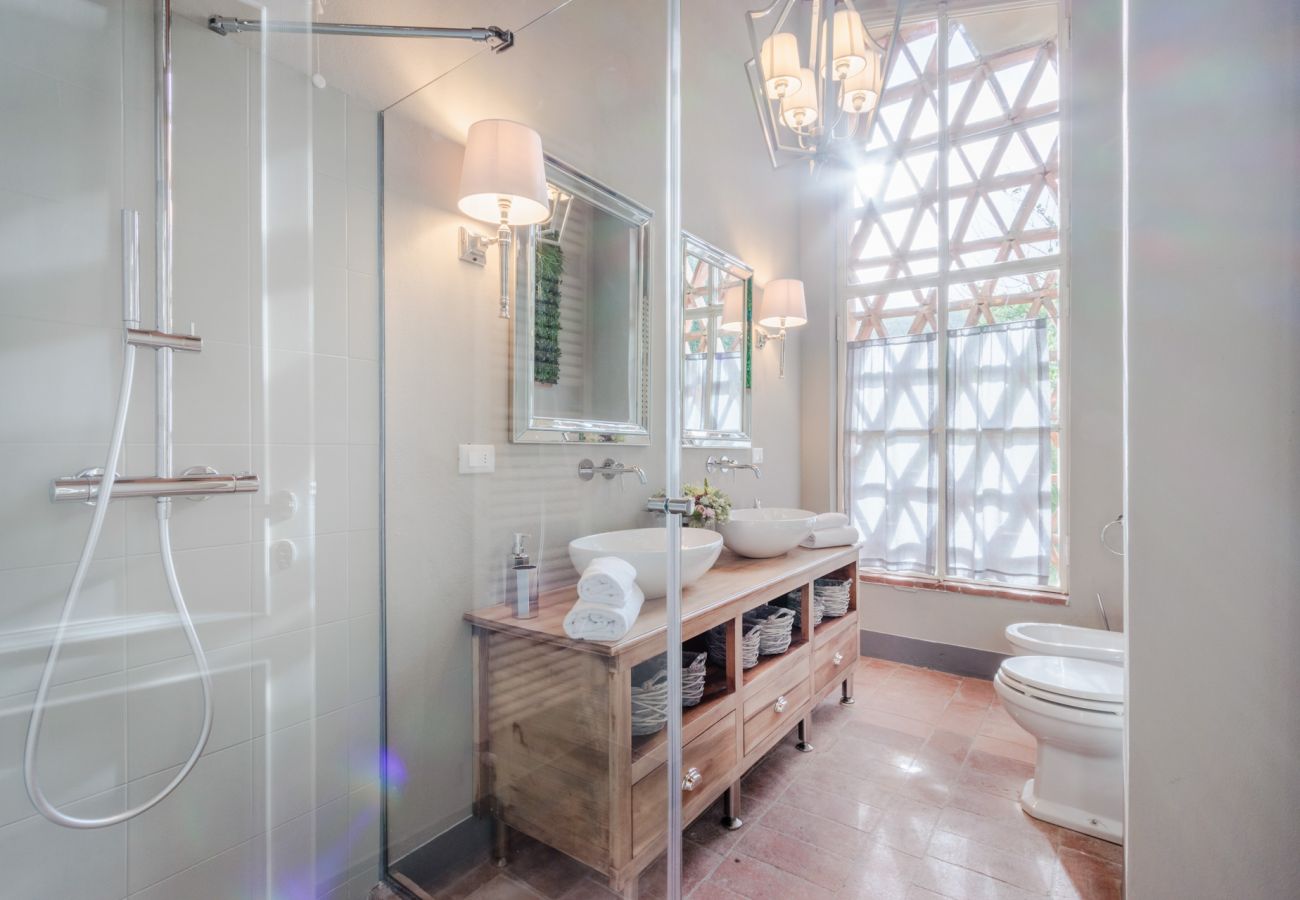 Villa in San Concordio di Moriano - Villa Lina Villa in San Concordio di Moriano - Villa Lina