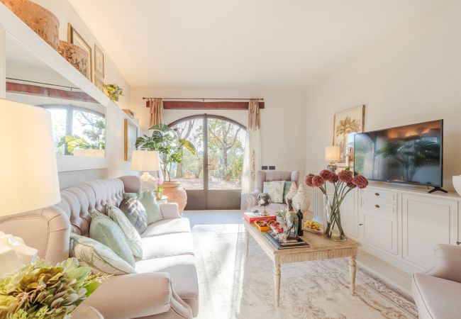 Villa in Lucca - Amore Farmhouse Retreat Villa in Lucca - Amore Farmhouse Retreat