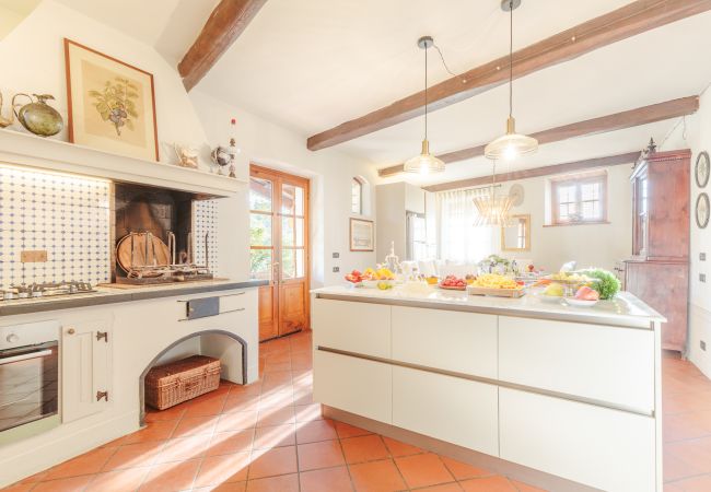 Villa in Lucca - Amore Farmhouse Retreat Villa in Lucca - Amore Farmhouse Retreat