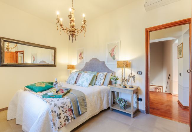 Villa in Lucca - Amore Farmhouse Retreat Villa in Lucca - Amore Farmhouse Retreat