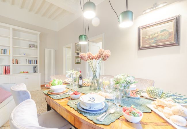 Apartment in Lucca - Casa Arnolfo Apartment in Lucca - Casa Arnolfo