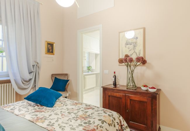 Apartment in Lucca - Casa Arnolfo Apartment in Lucca - Casa Arnolfo
