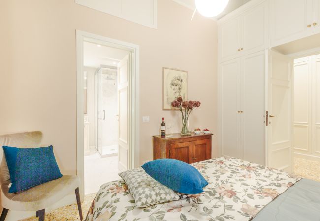 Apartment in Lucca - Casa Arnolfo Apartment in Lucca - Casa Arnolfo