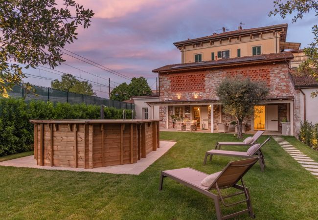Villa in Lucca - Egidio City Farmhouse Villa in Lucca - Egidio City Farmhouse