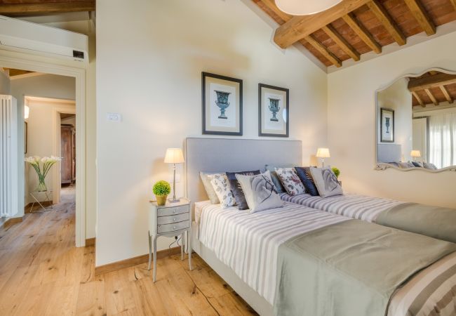Villa in Lucca - Egidio City Farmhouse Villa in Lucca - Egidio City Farmhouse