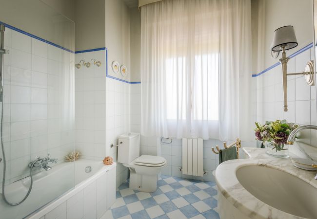 Apartment in Lido di Camaiore - Ocean Breeze Apartment in Lido di Camaiore - Ocean Breeze