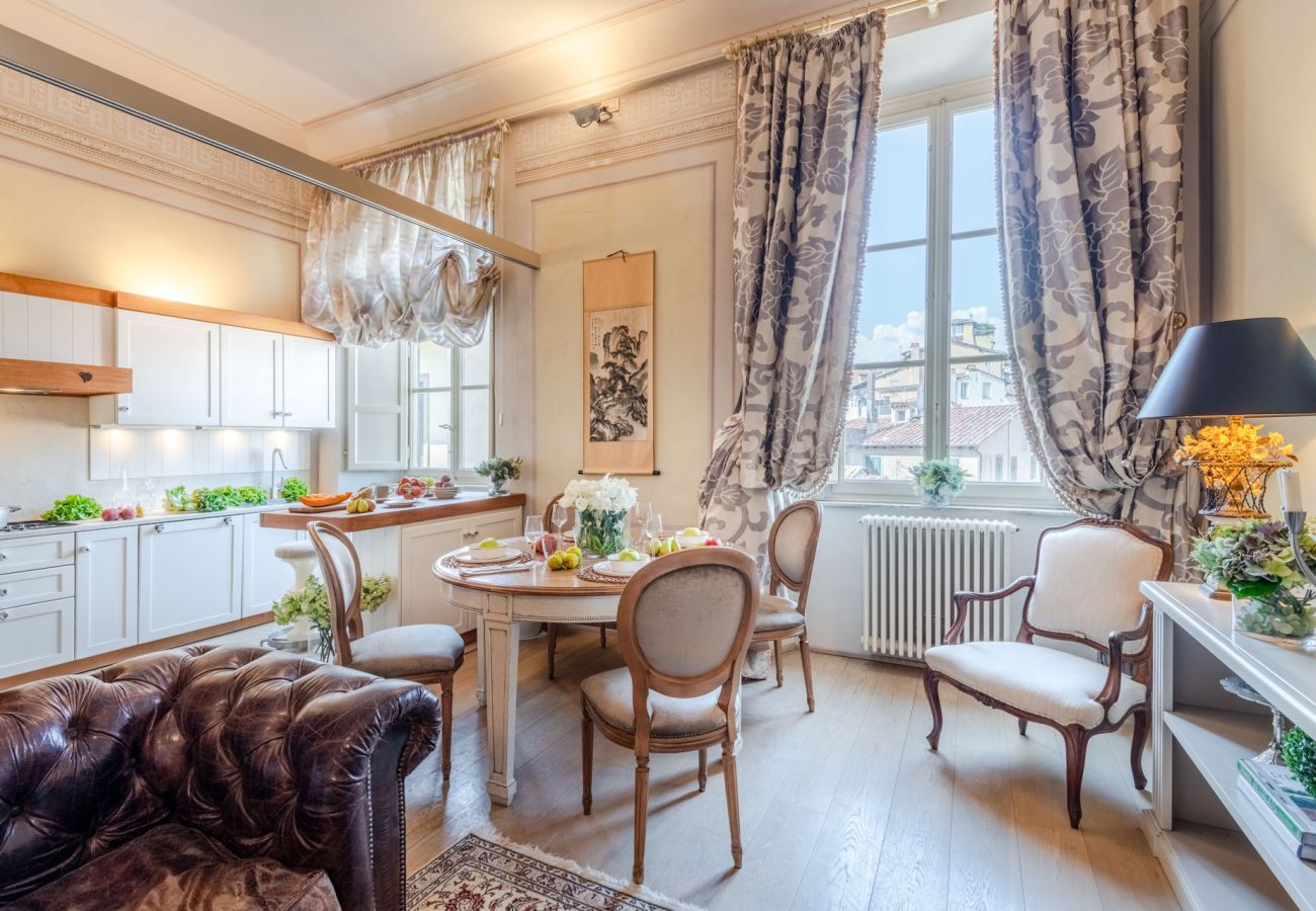 Apartment in Lucca - Timeless Palazzo