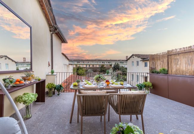 Apartment in Lucca - Letizia Mirror Apartment in Lucca - Letizia Mirror