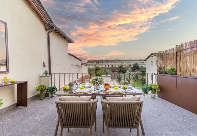 Apartment in Lucca - Letizia Mirror Apartment in Lucca - Letizia Mirror