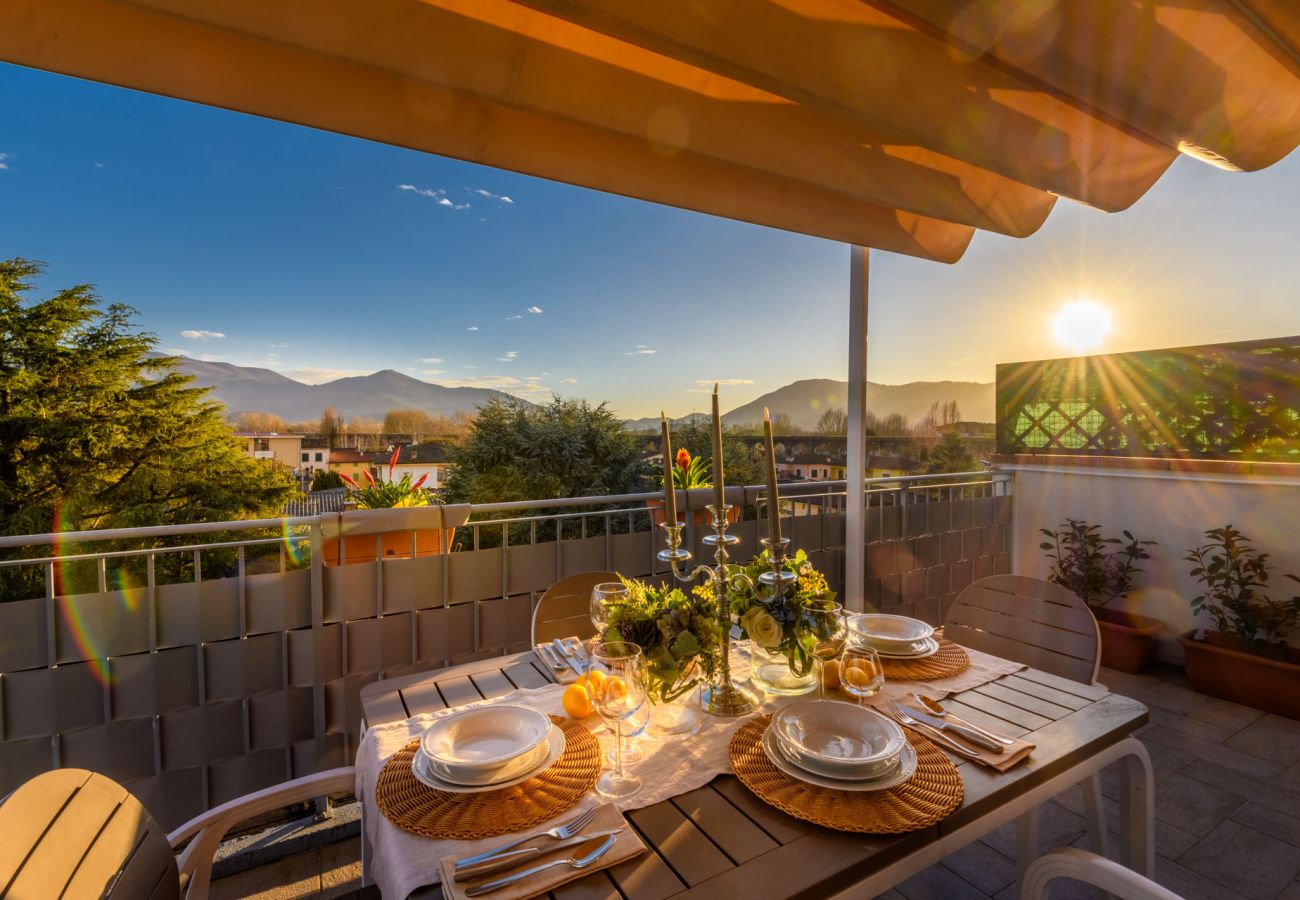 Apartment in Lucca - The Sunwall Loft